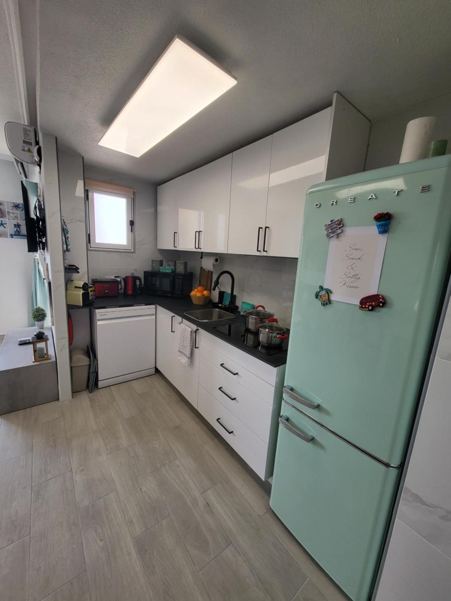 Skyline 21 Apartment Торевиеха Екстериор снимка